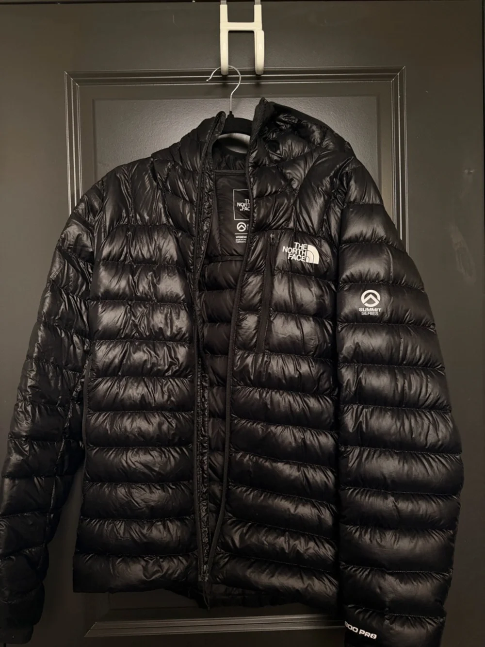 The North Face Women’s Black Women’s Summit Series Jacket - Picture 4 of 7